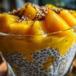 Mango chia pudding