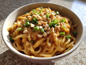Spicy peanut noodles